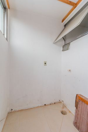 Image 16 - 226335