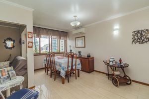 Image 10 - 226340