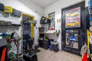 Image 30 - 226351