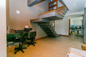 Image 6 - 226382