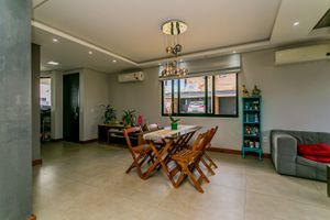 Image 7 - 226382