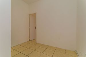 Image 7 - 226420