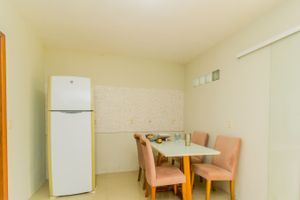 Image 31 - 226530