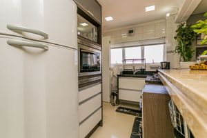 Image 12 - 226560