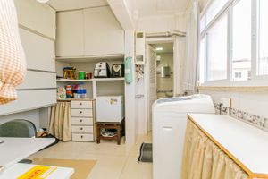 Image 16 - 226560