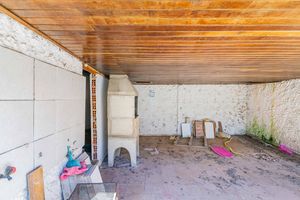 Image 31 - 226570