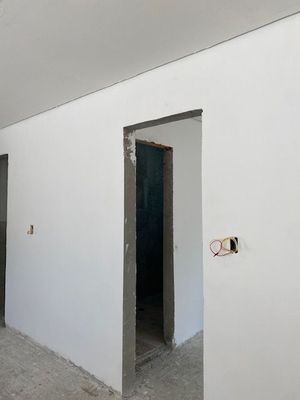 Image 20 - 226570