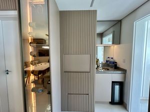 Image 8 - 226598