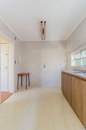Image 24 - 226651