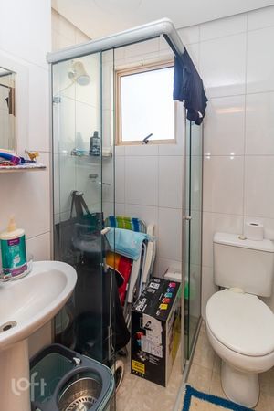 Image 37 - 226727