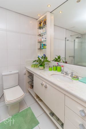 Image 34 - 226727