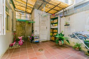 Image 21 - 226750