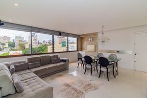 Image 1 - 226767
