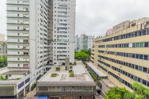Image 6 - 226822