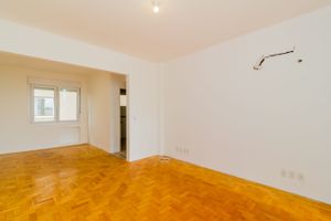 Image 34 - 226822