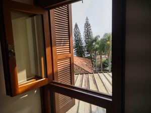 Image 25 - 226876