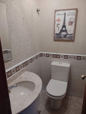 Image 23 - 226876