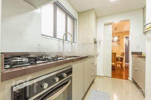 Image 16 - 226948