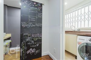 Image 20 - 226948