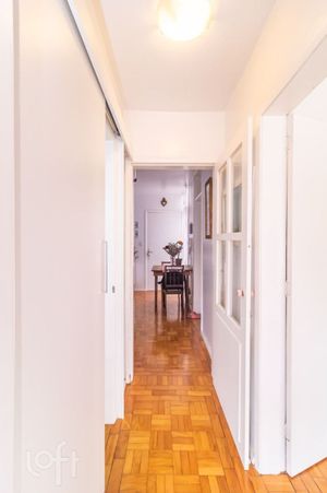 Image 19 - 226958
