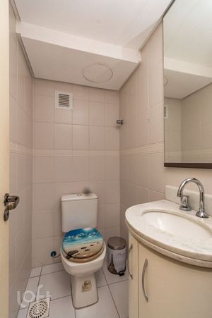 Image 32 - 227068