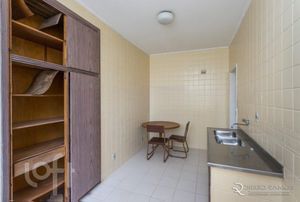 Image 23 - 227123