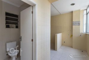 Image 24 - 227123