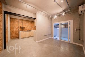 Image 33 - 227433