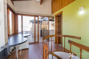 Image 17 - 227551
