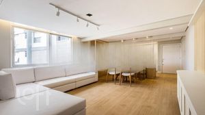Image 19 - 227625