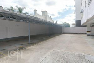 Image 17 - 227631