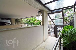 Image 42 - 227657