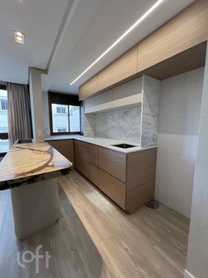 Image 10 - 227657