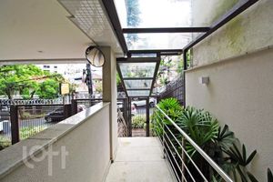 Image 24 - 227657