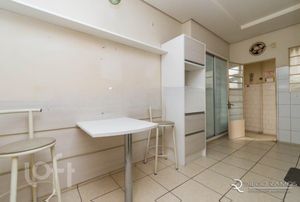 Image 22 - 227724