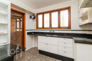 Image 15 - 227807