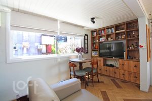 Image 11 - 227882