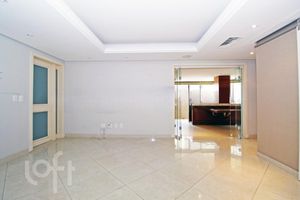 Image 33 - 227883