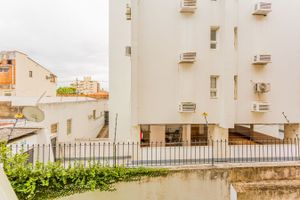 Image 26 - 228328