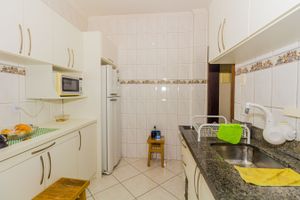Image 17 - 228347