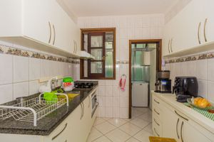 Image 19 - 228347