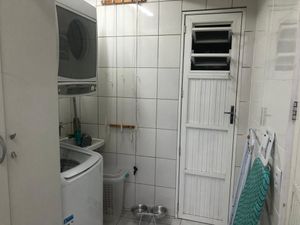 Image 15 - 228379