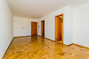Image 3 - 228412