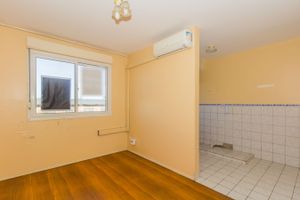 Image 1 - 228432