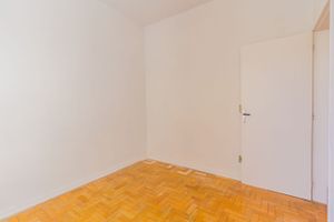 Image 7 - 228441