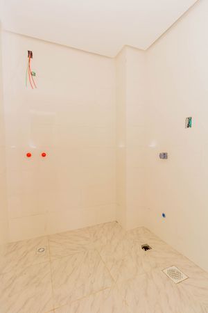 Image 37 - 228447