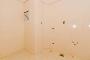 Image 45 - 228447