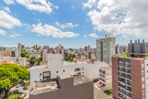 Image 11 - 228449
