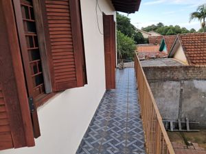 Image 2 - 228475