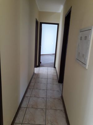 Image 8 - 228500